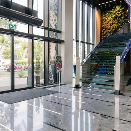 Comfort By Bookinghost Warschau