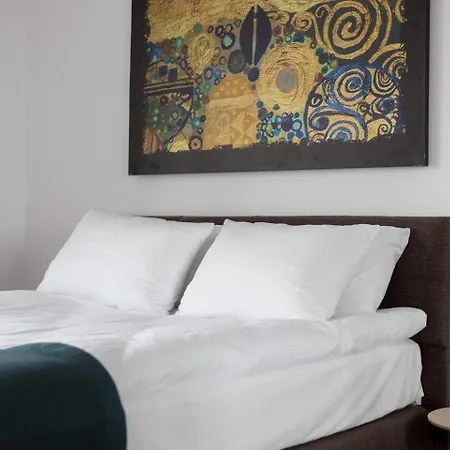 Comfort By Bookinghost Warsaw