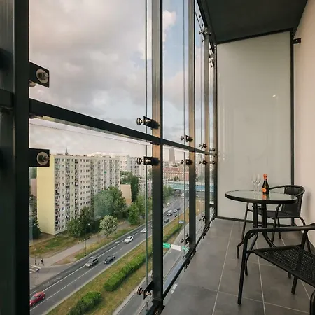 Comfort By Bookinghost * Warsaw