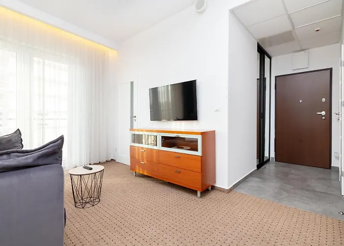 Comfort By Bookinghost Апартаменты *